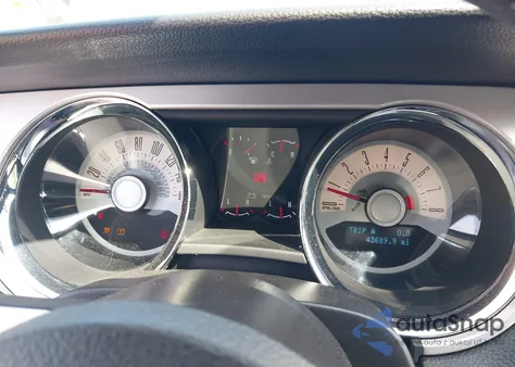 2011 Ford Mustang V6 Premium from USA, damaged, VIN 1ZVBP8AM3B5164284